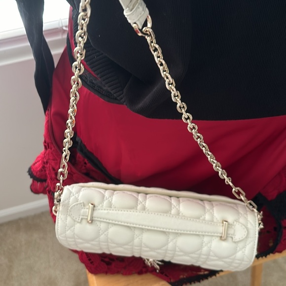 Purse - Picture 11 of 13